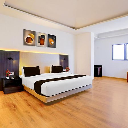 Super Townhouse Bombay Exhibition Centre Goregaon Εξωτερικό φωτογραφία