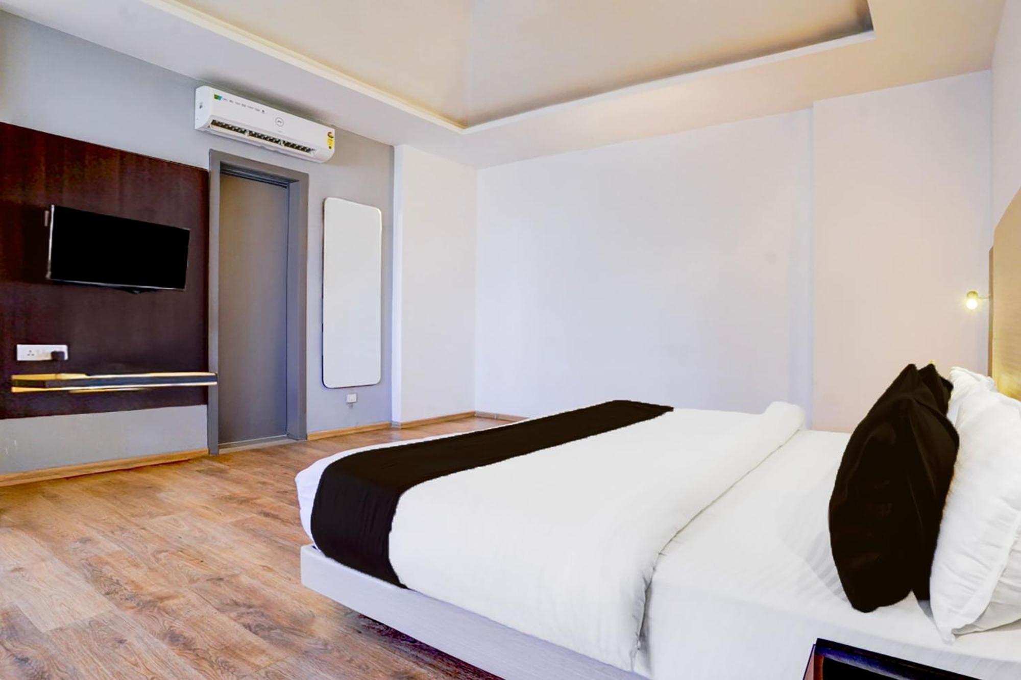 Super Townhouse Bombay Exhibition Centre Goregaon Εξωτερικό φωτογραφία