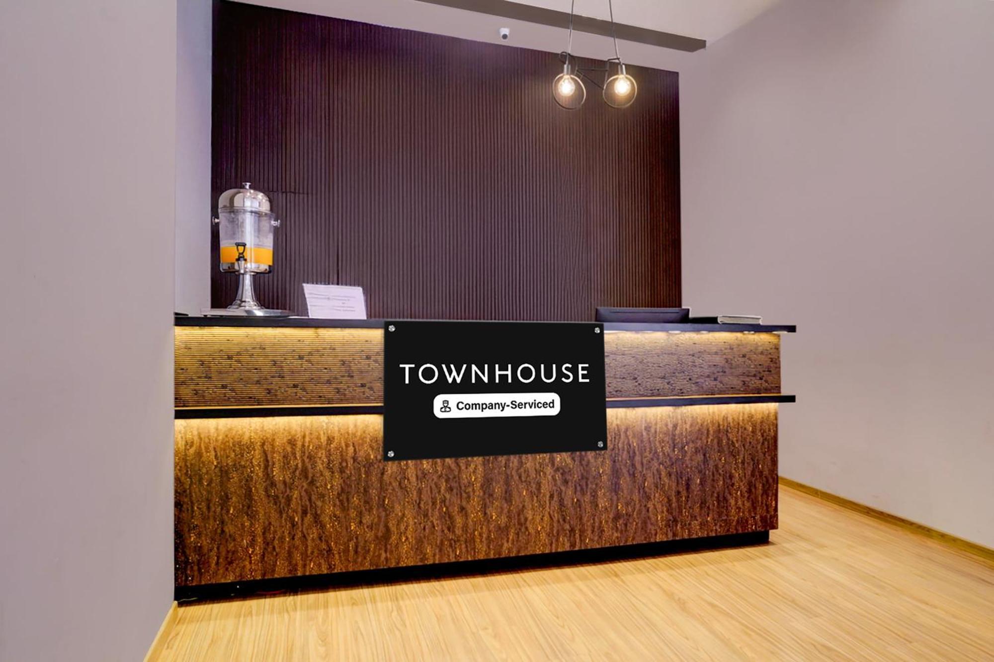 Super Townhouse Bombay Exhibition Centre Goregaon Εξωτερικό φωτογραφία