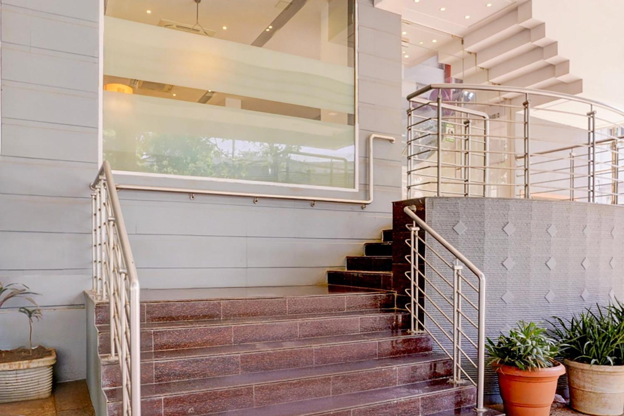 Super Townhouse Bombay Exhibition Centre Goregaon Εξωτερικό φωτογραφία