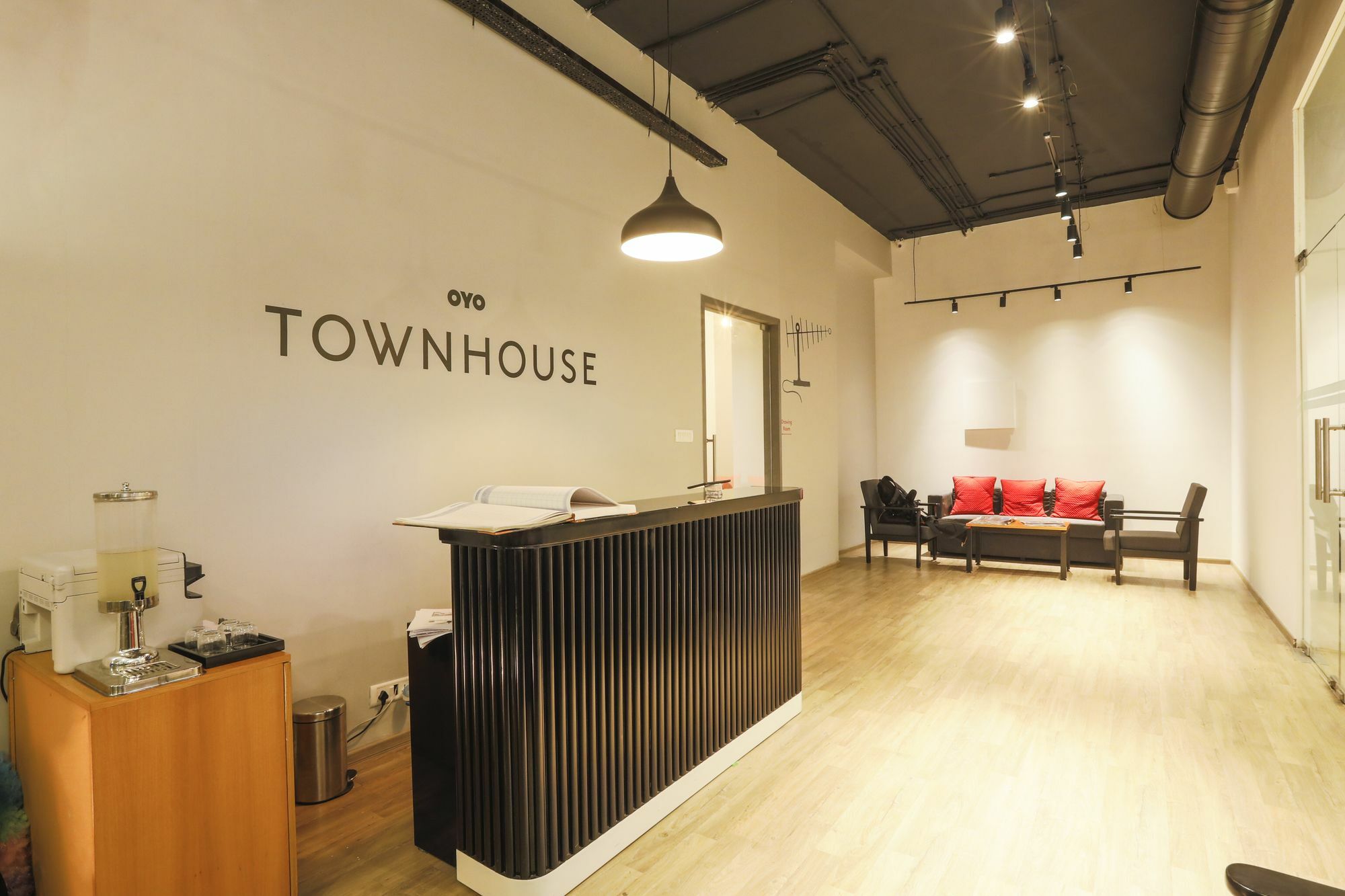 Super Townhouse Bombay Exhibition Centre Goregaon Εξωτερικό φωτογραφία