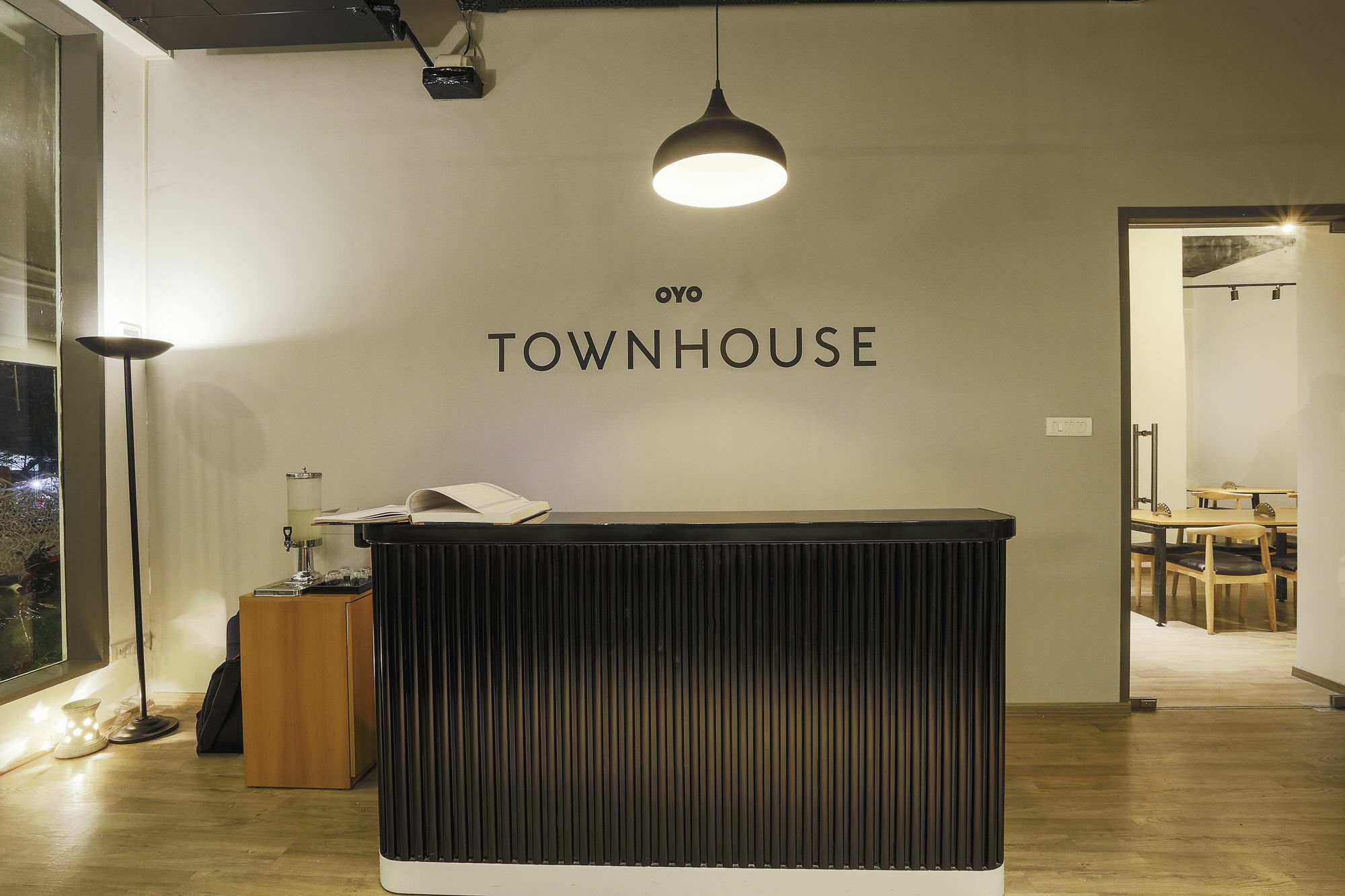 Super Townhouse Bombay Exhibition Centre Goregaon Εξωτερικό φωτογραφία